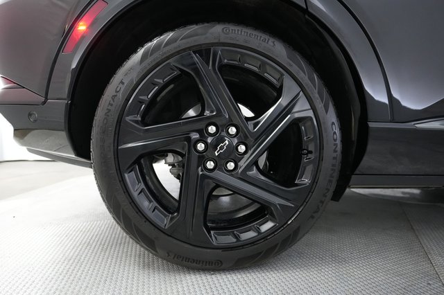 2024 Chevrolet Equinox EV — photo 16 of 20