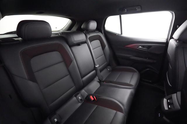 2024 Chevrolet Equinox EV — photo 4 of 20