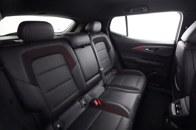 2024 Chevrolet Equinox EV — photo 4 of 20