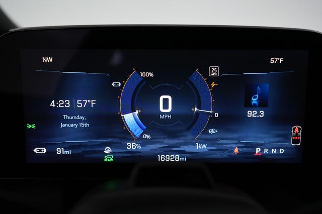 2024 Chevrolet Equinox EV — photo 5 of 20