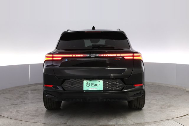 2024 Chevrolet Equinox EV — photo 12 of 20