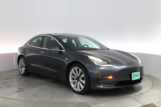 2019 Tesla Model 3 — photo 10 of 26