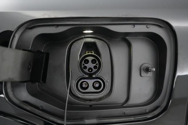 2024 Chevrolet Equinox EV — photo 8 of 20
