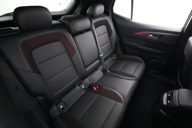 2024 Chevrolet Equinox EV — photo 4 of 20