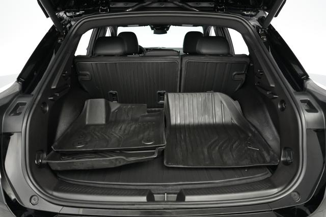 2024 Chevrolet Equinox EV — photo 6 of 20