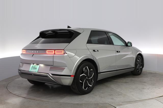 2024 Hyundai IONIQ 5 — photo 2 of 23