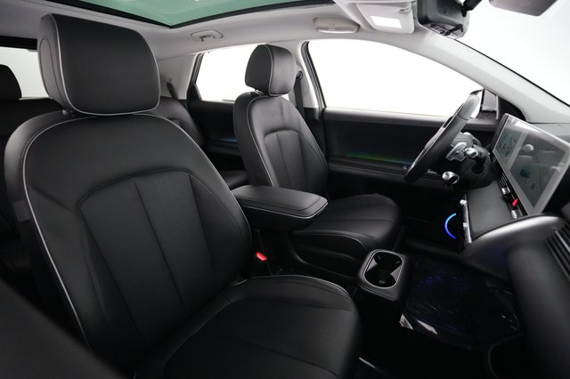 2024 Hyundai IONIQ 5 — photo 18 of 23