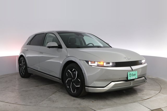 2024 Hyundai IONIQ 5 — photo 10 of 23