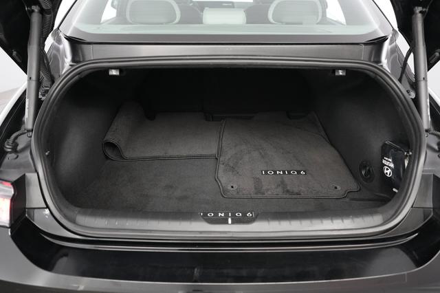 2024 Hyundai IONIQ 6 — photo 6 of 22