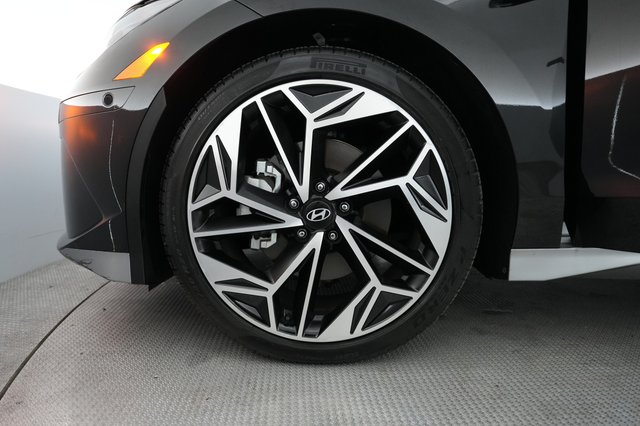 2024 Hyundai IONIQ 6 — photo 15 of 22