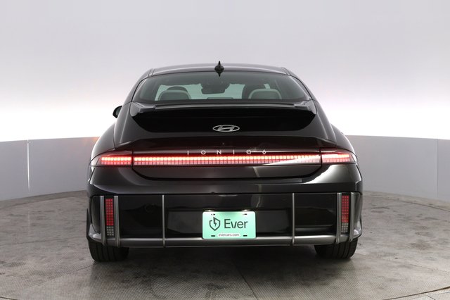 2024 Hyundai IONIQ 6 — photo 12 of 22