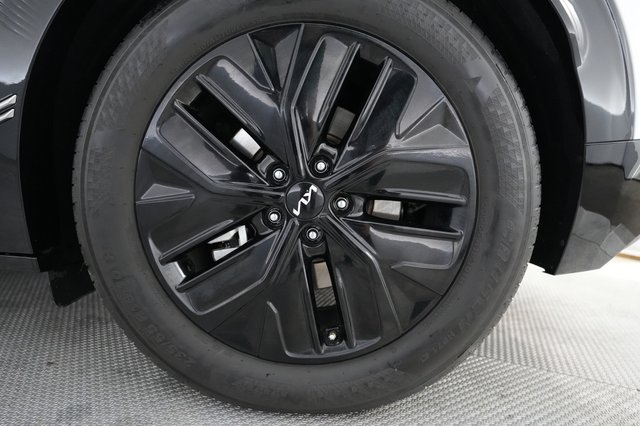 2024 Kia EV6 — photo 15 of 21