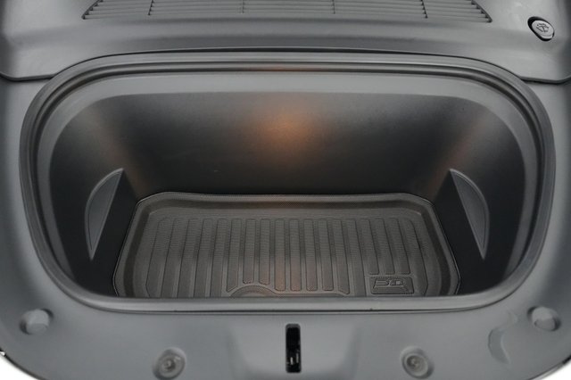 2021 Tesla Model Y — photo 20 of 24