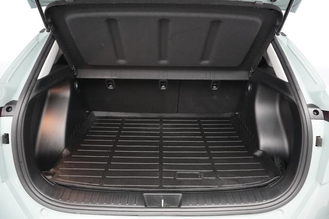 2024 Hyundai Kona Electric — photo 6 of 20