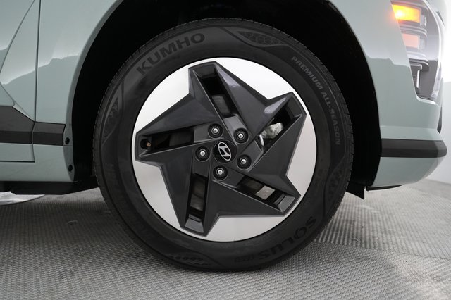 2024 Hyundai Kona Electric — photo 17 of 20