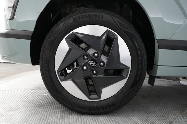 2024 Hyundai Kona Electric — photo 16 of 20
