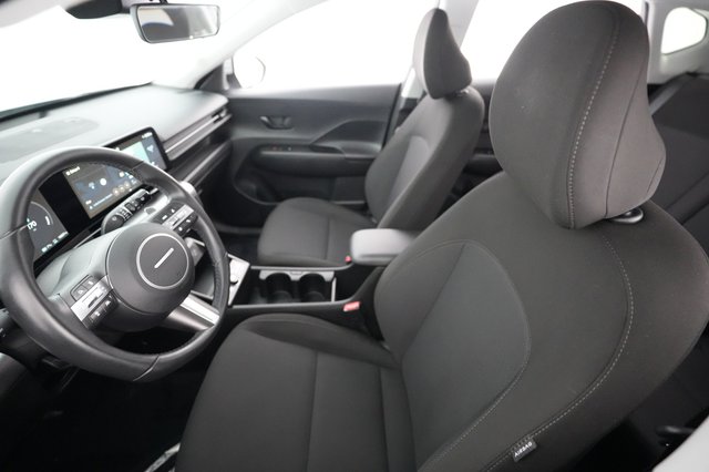 2024 Hyundai Kona Electric — photo 3 of 20