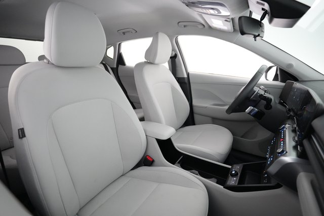 2024 Hyundai Kona Electric — photo 18 of 21