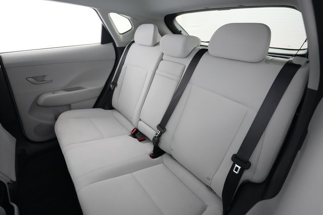 2024 Hyundai Kona Electric — photo 19 of 21