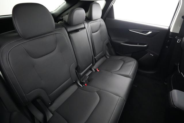 2024 Kia EV6 — photo 4 of 21