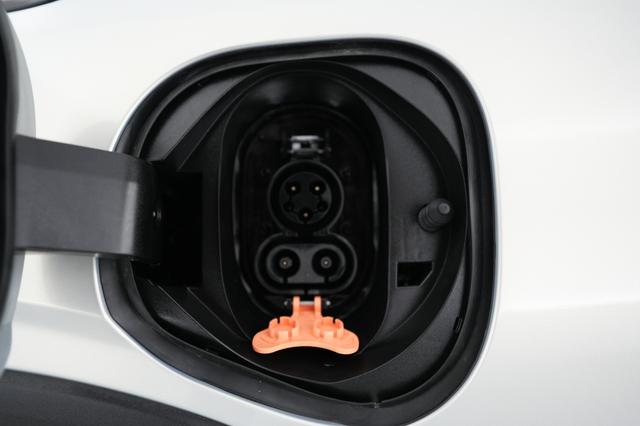 2022 Chevrolet Bolt EUV — photo 8 of 20