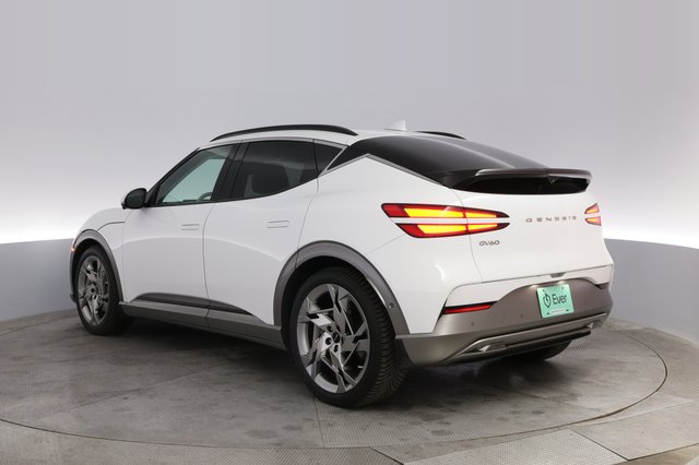2023 Genesis GV60 — photo 13 of 20