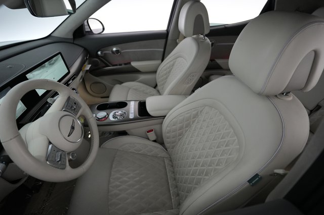 2023 Genesis GV60 — photo 3 of 20