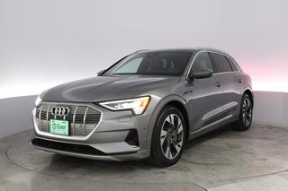 2021 Audi e-tron — VIN WA1VAAGE5MB015463