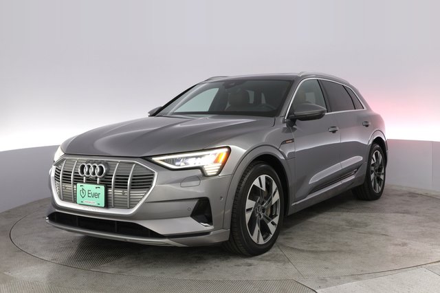 2021 Audi e-tron — VIN WA1VAAGE5MB015463