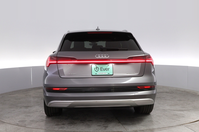 2021 Audi e-tron
