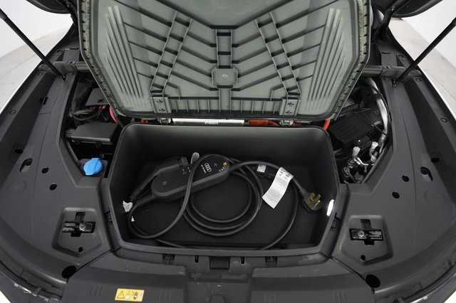 2021 Audi e-tron — photo 20 of 21
