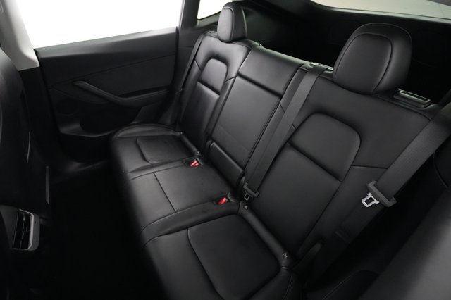 2022 Tesla Model Y — photo 19 of 21