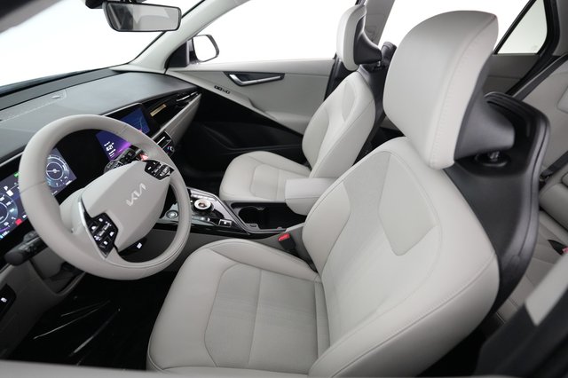 2023 Kia Niro EV — photo 3 of 20