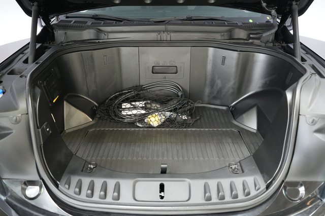 2023 Ford F-150 Lightning — photo 17 of 18