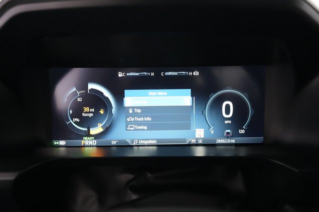 2023 Ford F-150 Lightning — photo 5 of 18