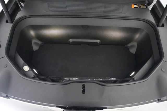2023 Rivian R1S — photo 23 of 24