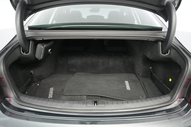 2023 Genesis Electrified G80 — photo 6 of 23