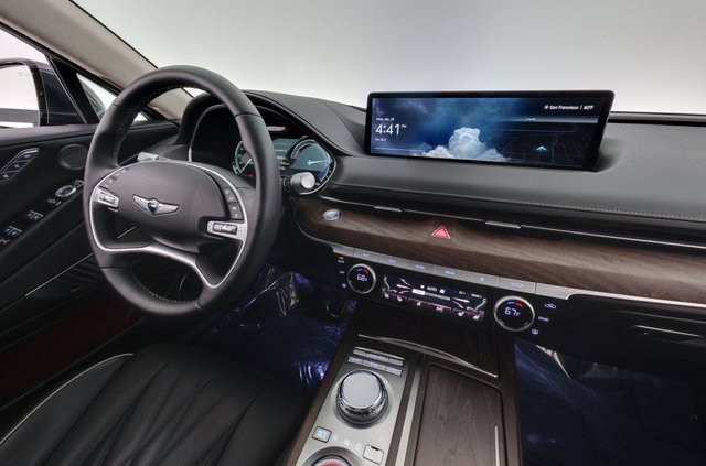 2023 Genesis Electrified G80 — photo 20 of 23