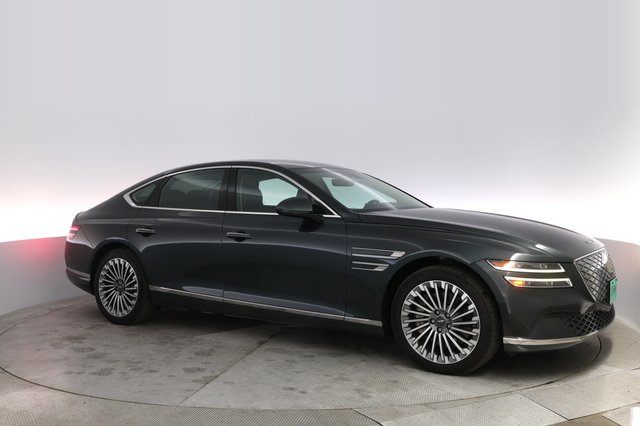 2023 Genesis Electrified G80 — photo 11 of 23