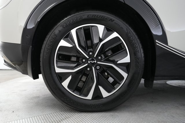 2024 Kia EV6 — photo 7 of 20