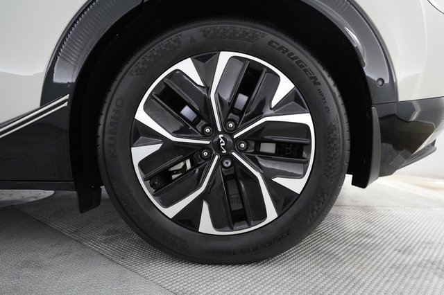 2024 Kia EV6 — photo 15 of 20
