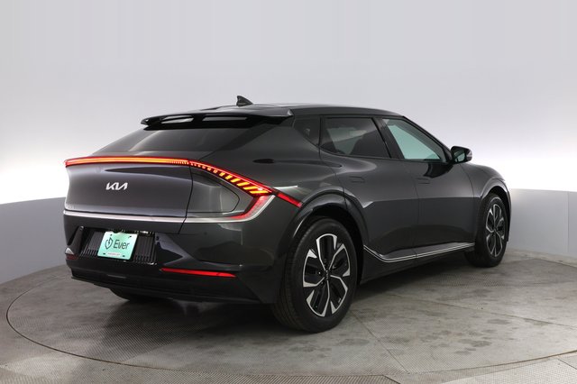 2024 Kia EV6 — photo 2 of 23