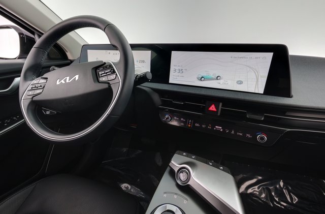 2024 Kia EV6 — photo 20 of 23