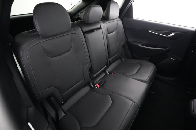2024 Kia EV6 — photo 4 of 23
