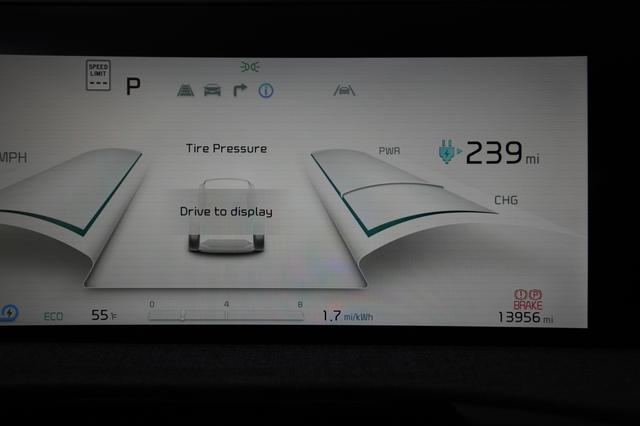 2024 Kia EV6 — photo 5 of 23