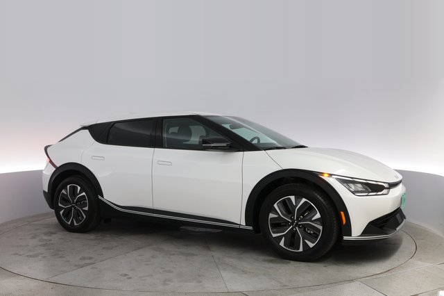 2024 Kia EV6 — photo 11 of 23