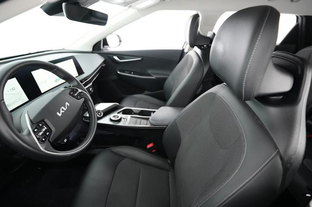 2024 Kia EV6 — photo 3 of 23