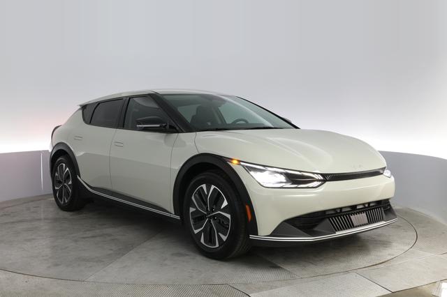 2024 Kia EV6 — photo 10 of 20