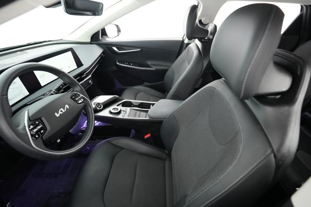 2024 Kia EV6 — photo 3 of 20