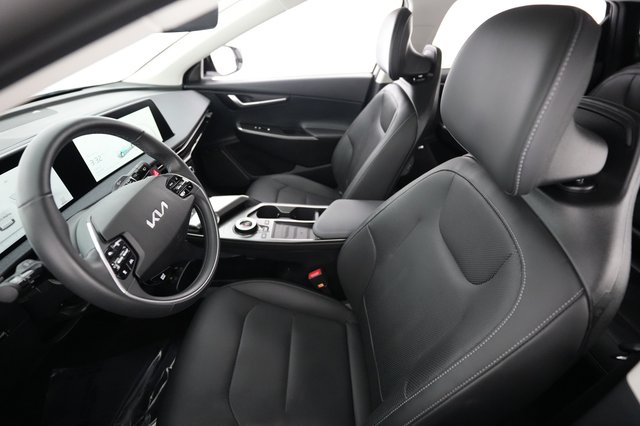 2024 Kia EV6 — photo 3 of 21
